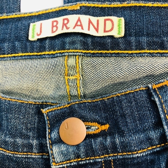 J Brand Jeans Pencil Leg Distressed Jeans - Picture 5 of 8